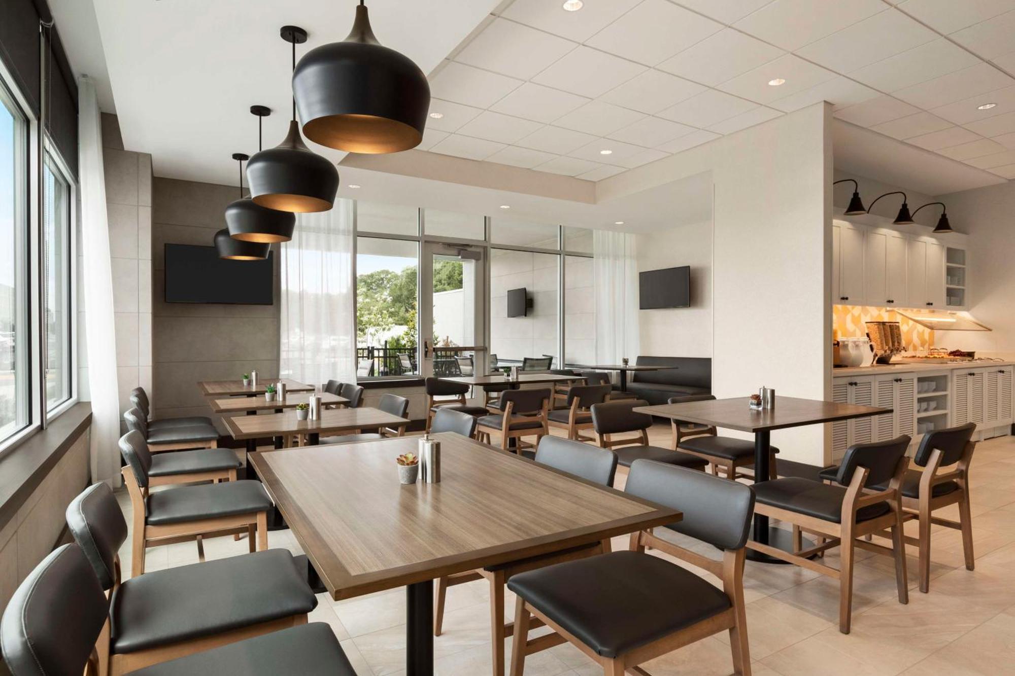 Hyatt Place Virginia Beach Town Center Экстерьер фото